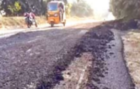 राेड खुदाई के बाद पुनर्स्थापना कार्य सड़क विभाग द्वारा हाेंगे